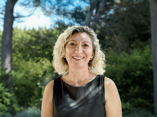 Delphine-f